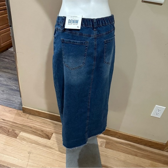 No comment maxi denim skirt - Picture 2 of 9